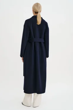 Alexa Coat