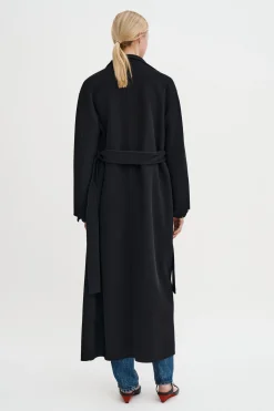 Alexa Coat