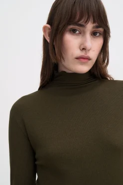 Rib Mock Neck Top