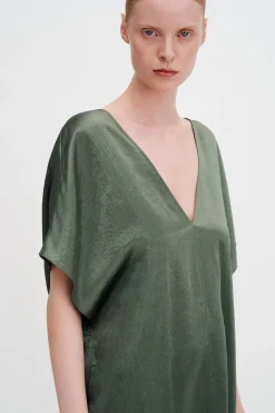 V-Neck Crinkle Kaftan