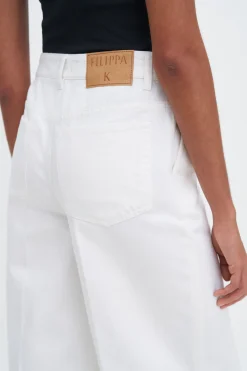 Wide Leg Jean